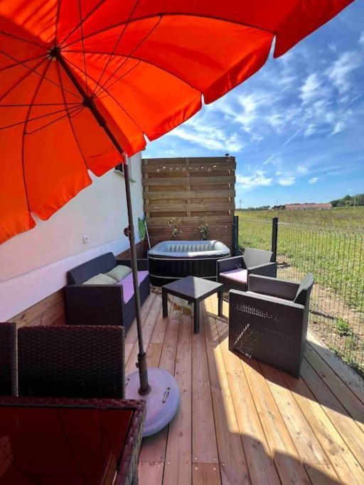 Apartamento T2 Neuf, Terrasse Et Spa Prive Josse Exterior foto
